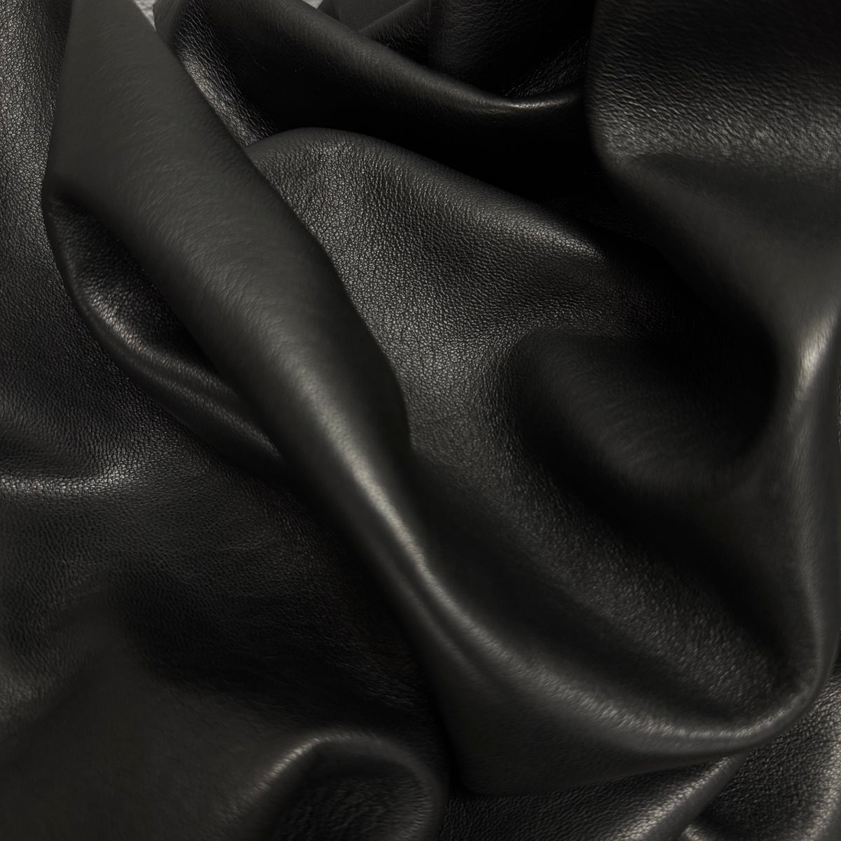 Athens Black Vegetable Tanned Lamb Leather