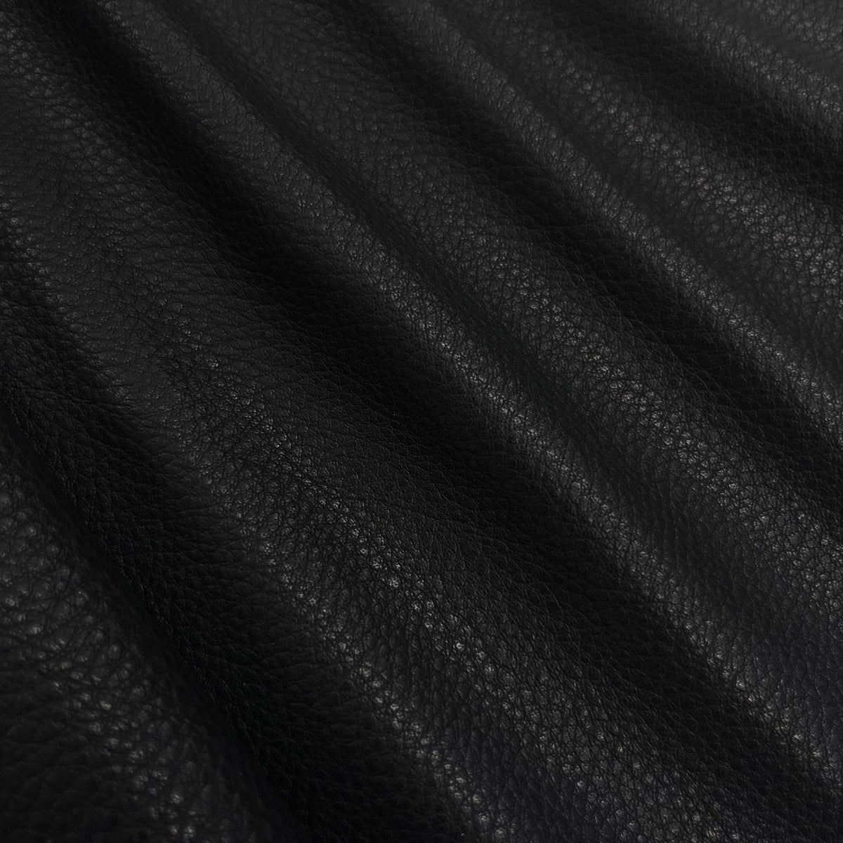 Toro Naturally Pebbled Italian Cow