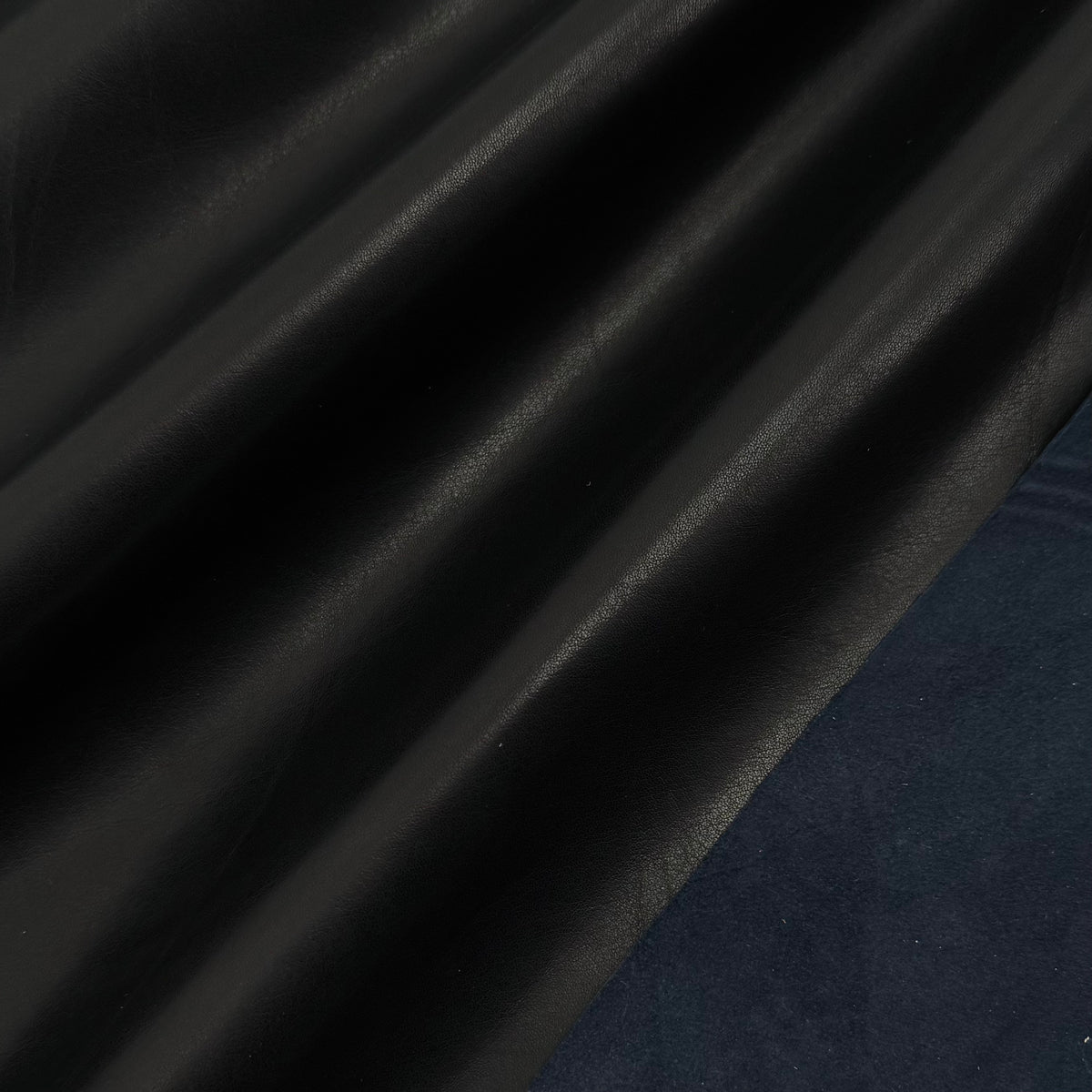 Apparel Weight New England Cow