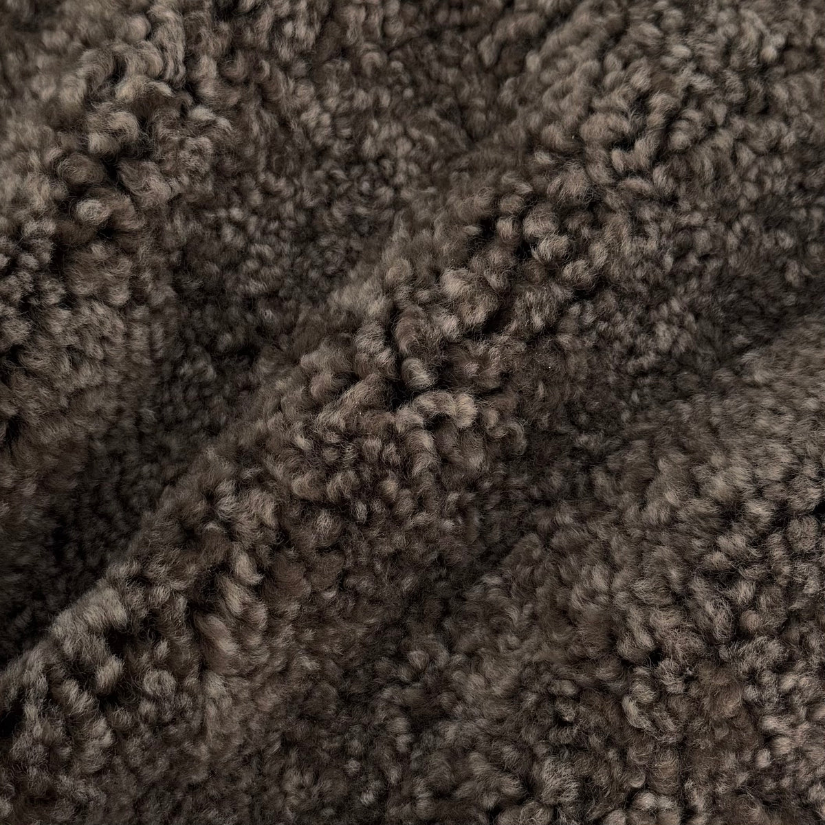 Skandilock Curly Upholstery Shearling 17mm | Atrium