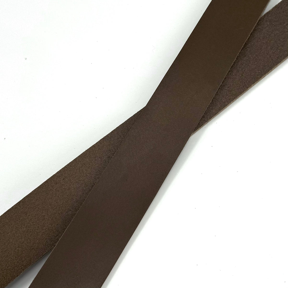 8 oz Veg-Tan Cow Strips | Ideal for Belts/Harnesses/Straps