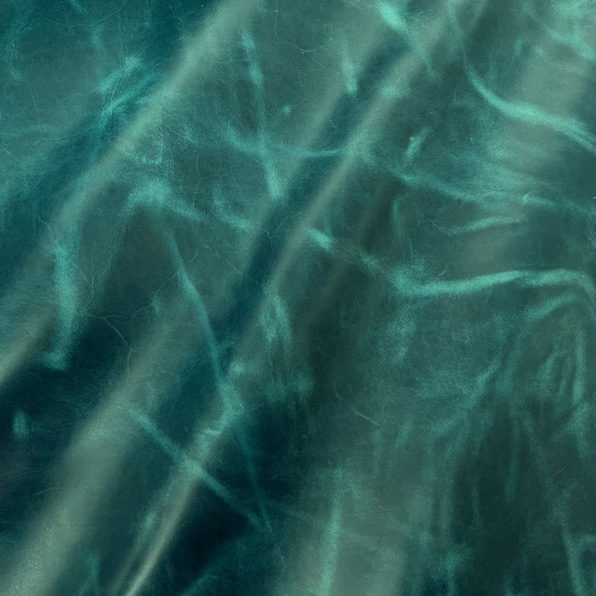 Chesterfield Oil Tanned Pull-Up Cow Hide | Ships in 4-5 Days