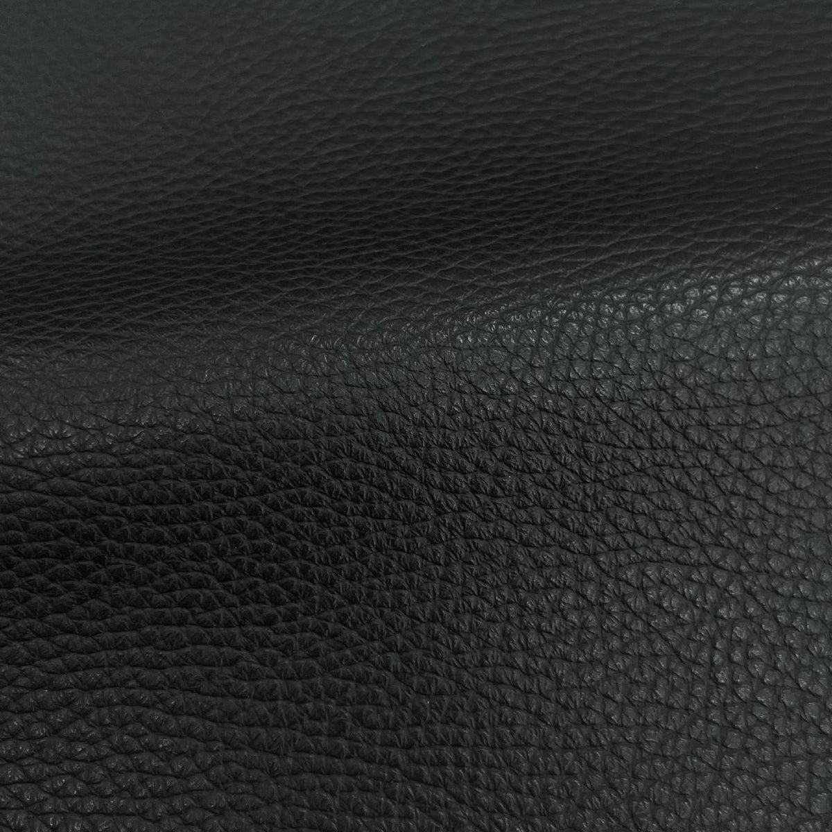 Navajo Cow Pebble Grain Hide | Swatches