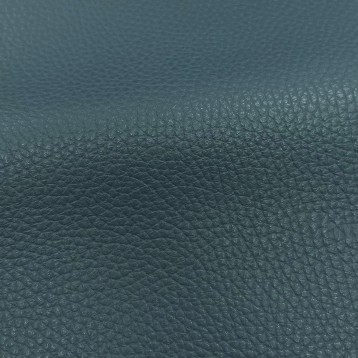 Navajo Cow Pebble Grain Hide | Swatches