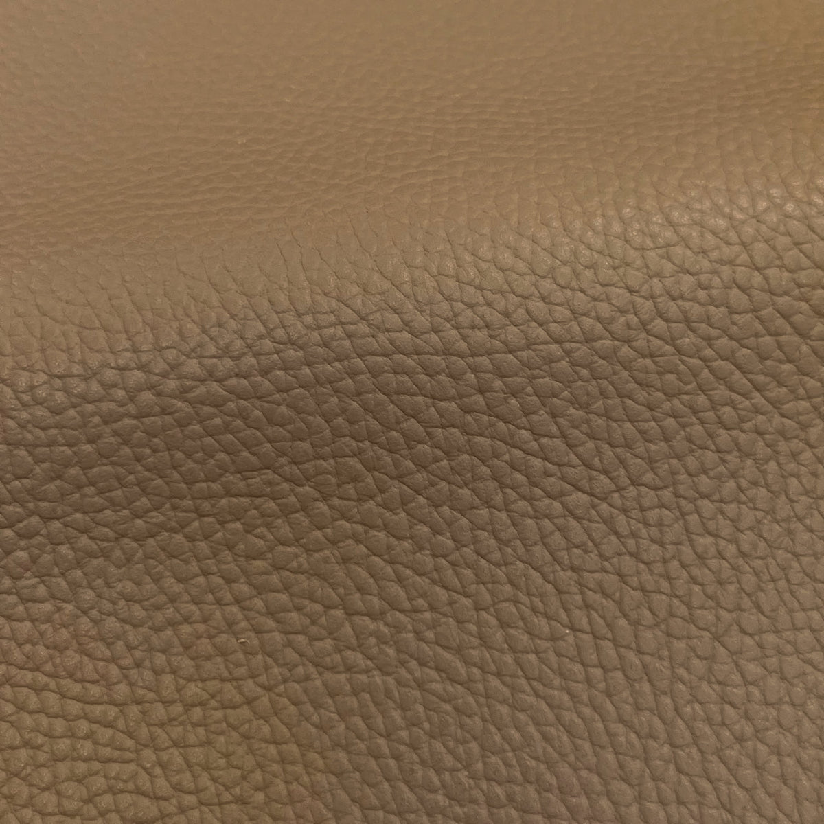 Navajo Cow Pebble Grain Hide | Swatches