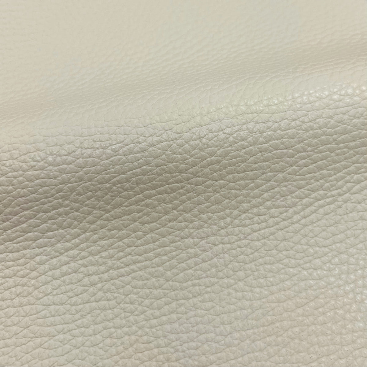 Navajo Cow Pebble Grain Hide | Swatches