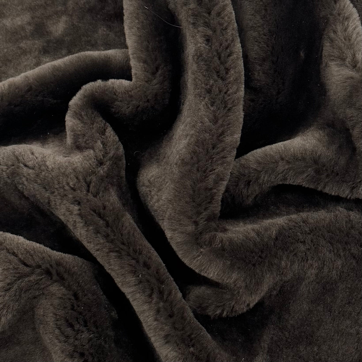 Kodiak Shearling | Ships in 2 weeks