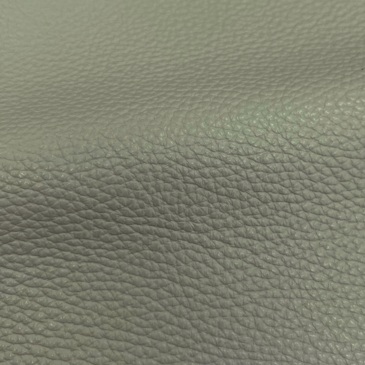 Navajo Cow Pebble Grain Leather | Ships in 2 weeks