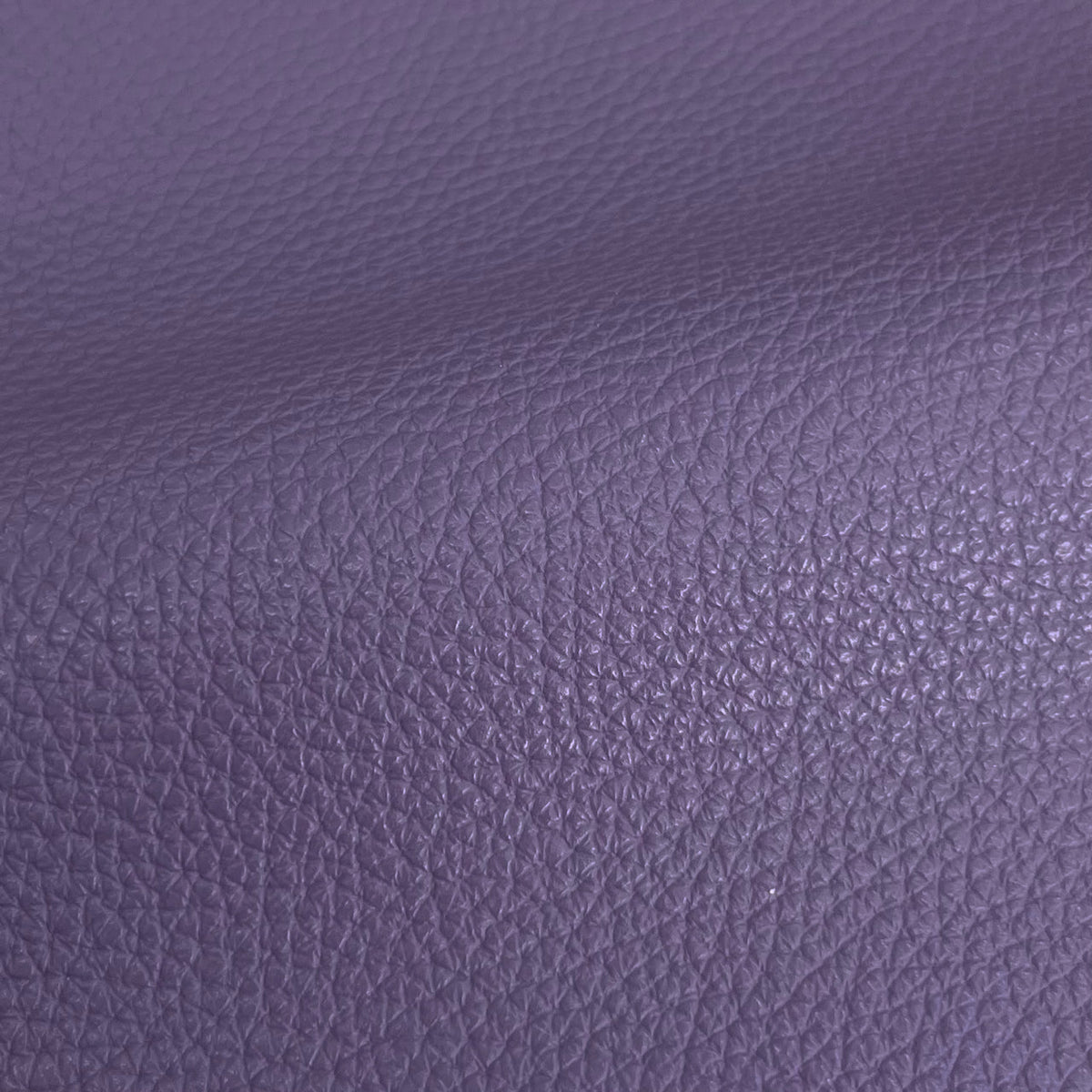 Navajo Cow Pebble Grain Hide | Swatches