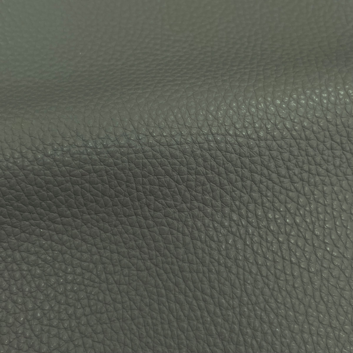 Navajo Cow Pebble Grain Leather | Ships in 2 weeks