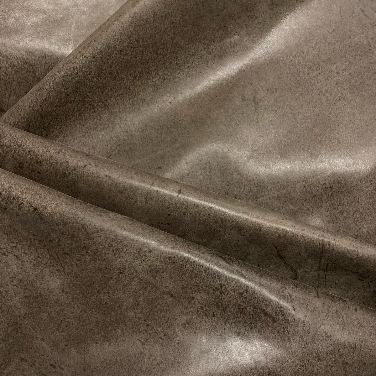 Wild Thing Nubuck Horse Leather in Mooreiche – deep earthy brown shade with a natural grain and evolving patina, District Leathers.