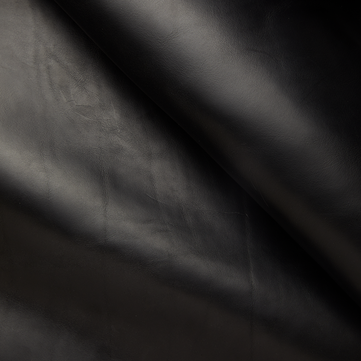 Atlas Cow Vegetable Tanned Shoulder from Tuscany