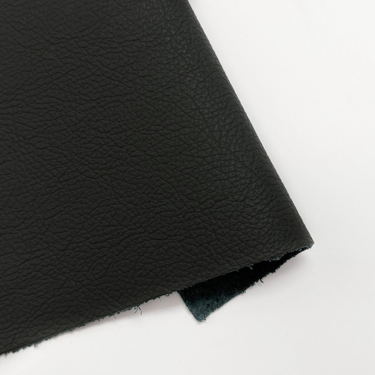 Swatches | Argus German Upholstery Embossed Flame Retardant Cow Leather