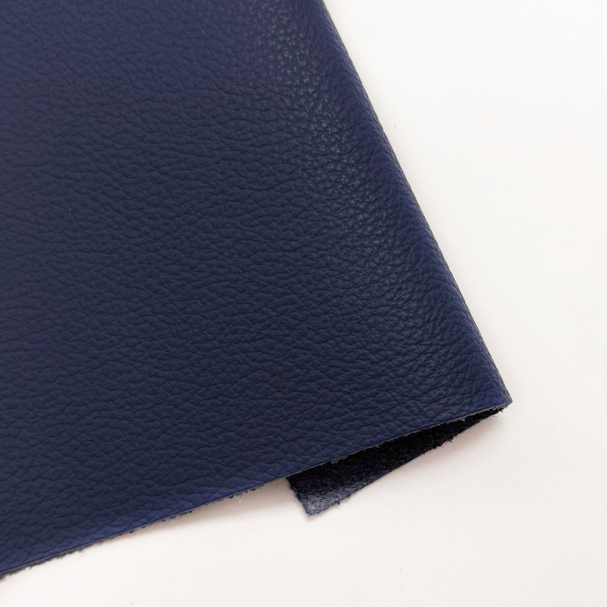 Swatches | Argus German Upholstery Embossed Flame Retardant Cow Leather