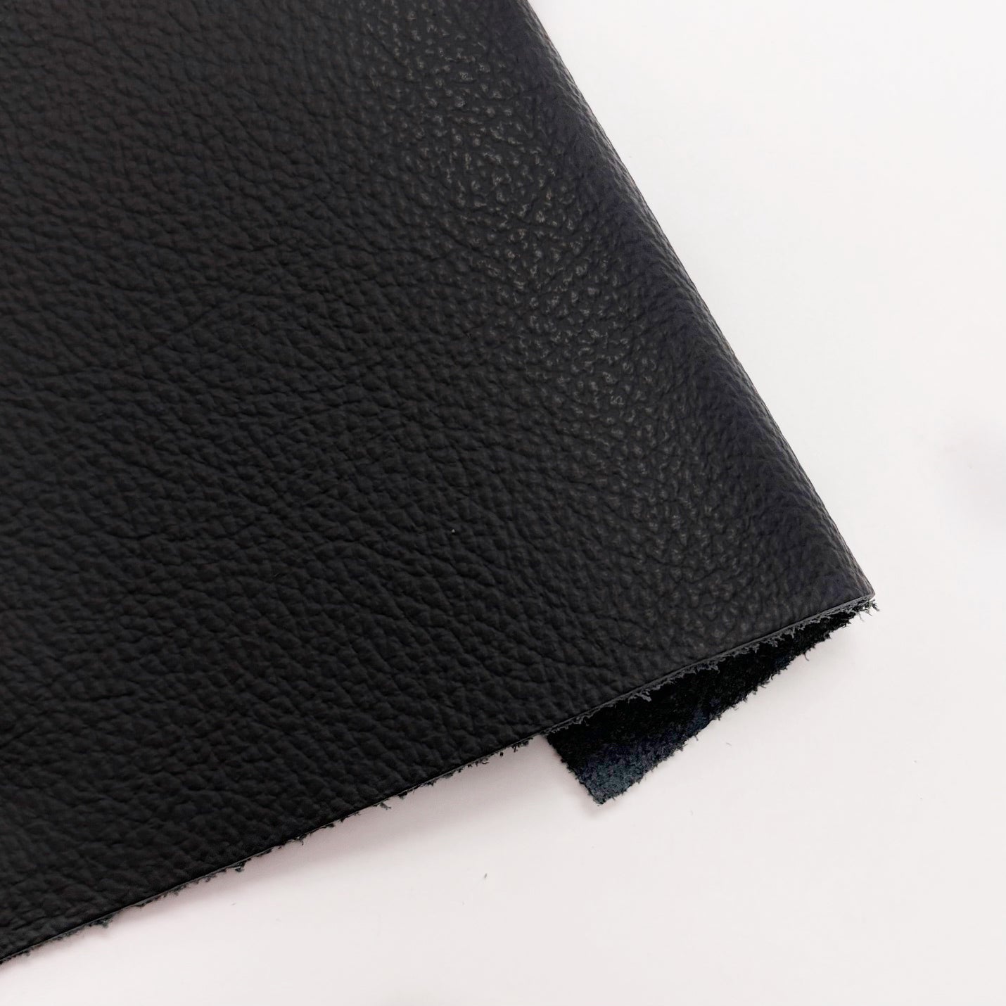 Swatches | Argus German Upholstery Embossed Flame Retardant Cow Leather