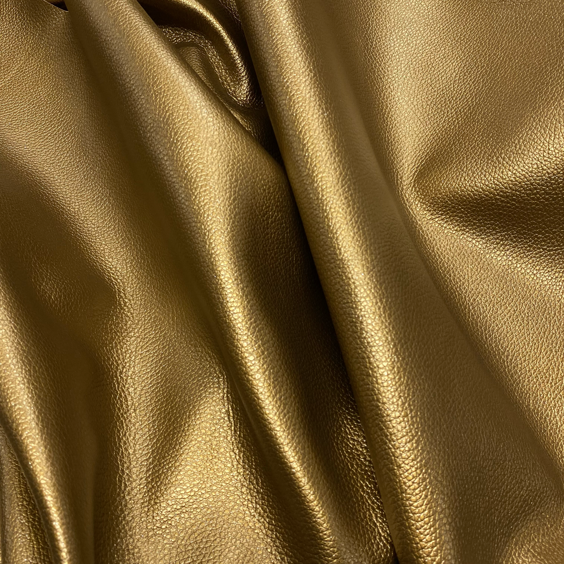 Trevol Cow | Metallic