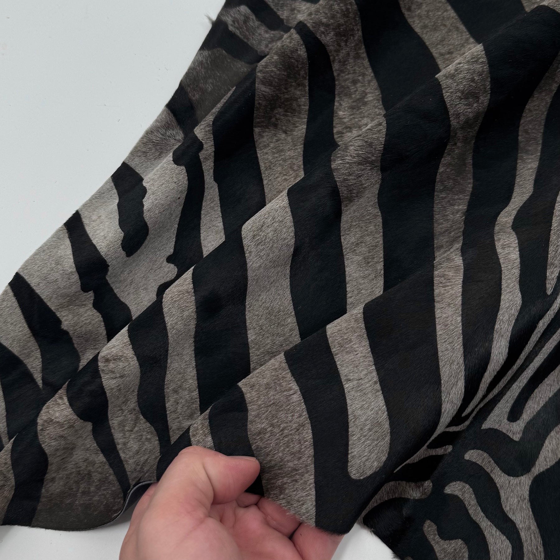 Zebra Hair-On Cavalino | Short Hair