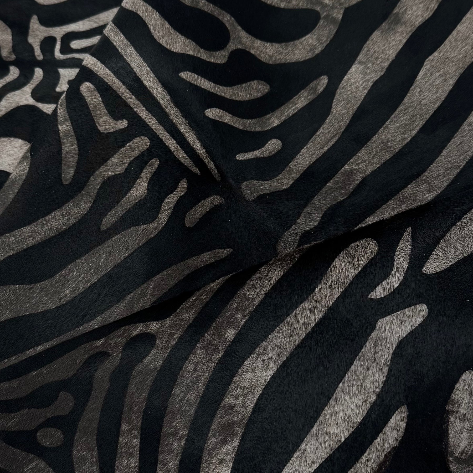 Zebra Hair-On Cavalino | Short Hair