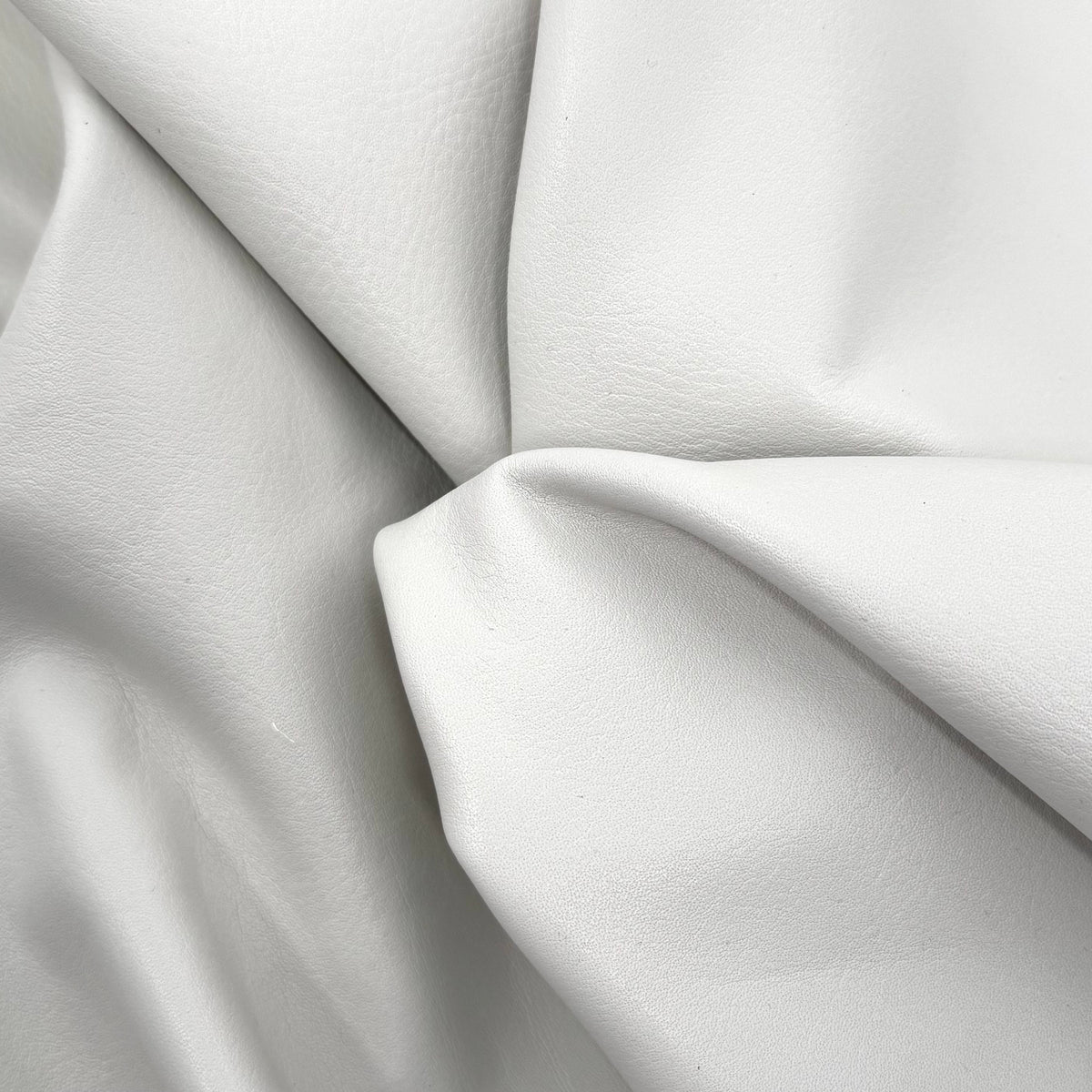 Toro Naturally Pebbled Italian Cow