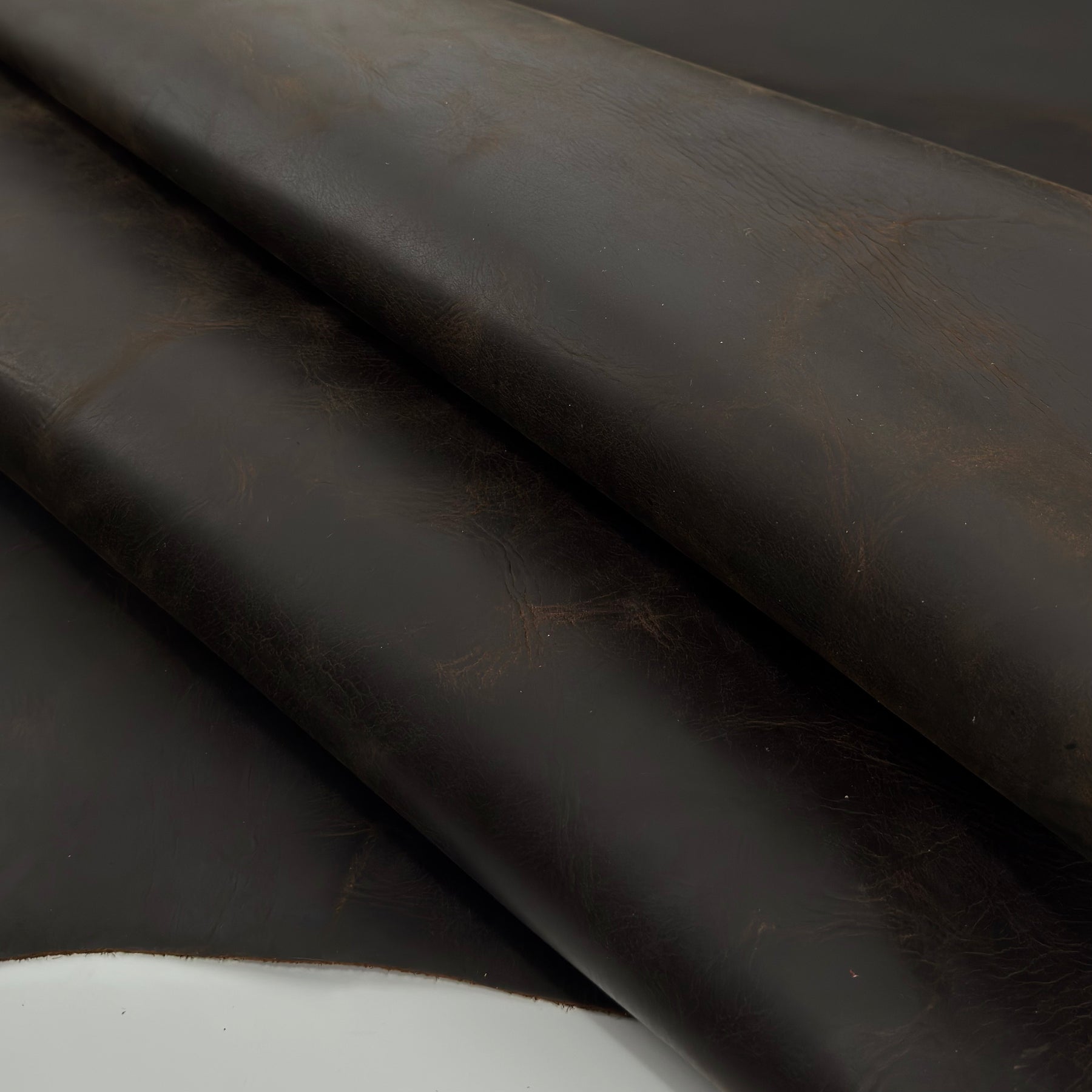 Soreno Oil-Tanned Waxy Cow