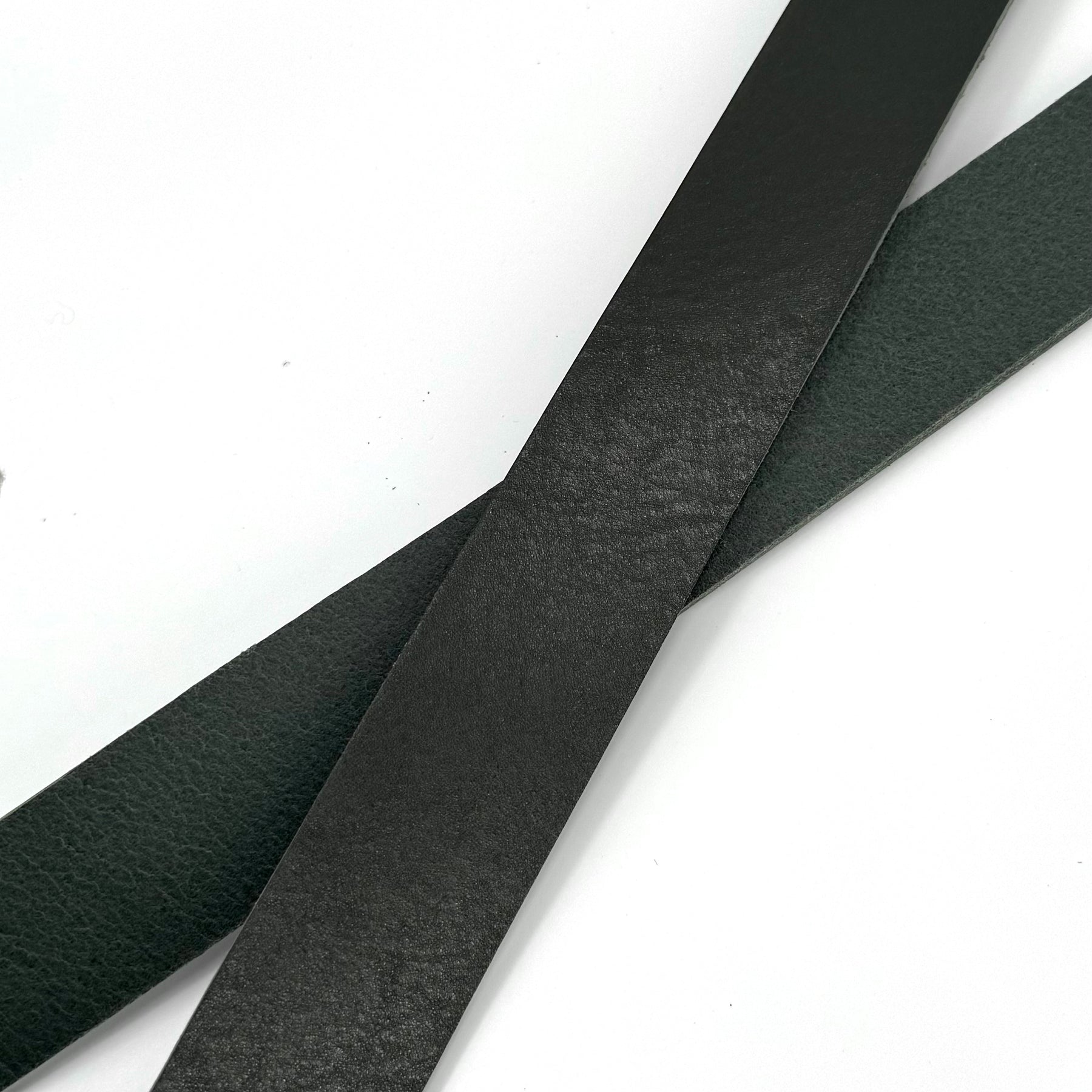 Veg-Tan Cow Shoulder Strips | Ideal for Belts/Harnesses/Straps
