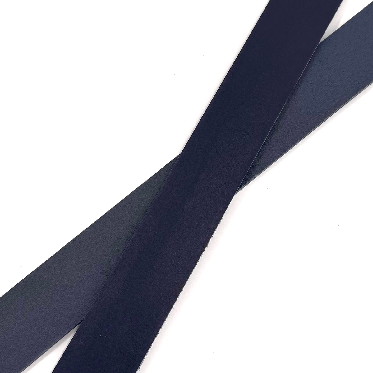 8 oz Veg-Tan Cow Strips | Ideal for Belts/Harnesses/Straps