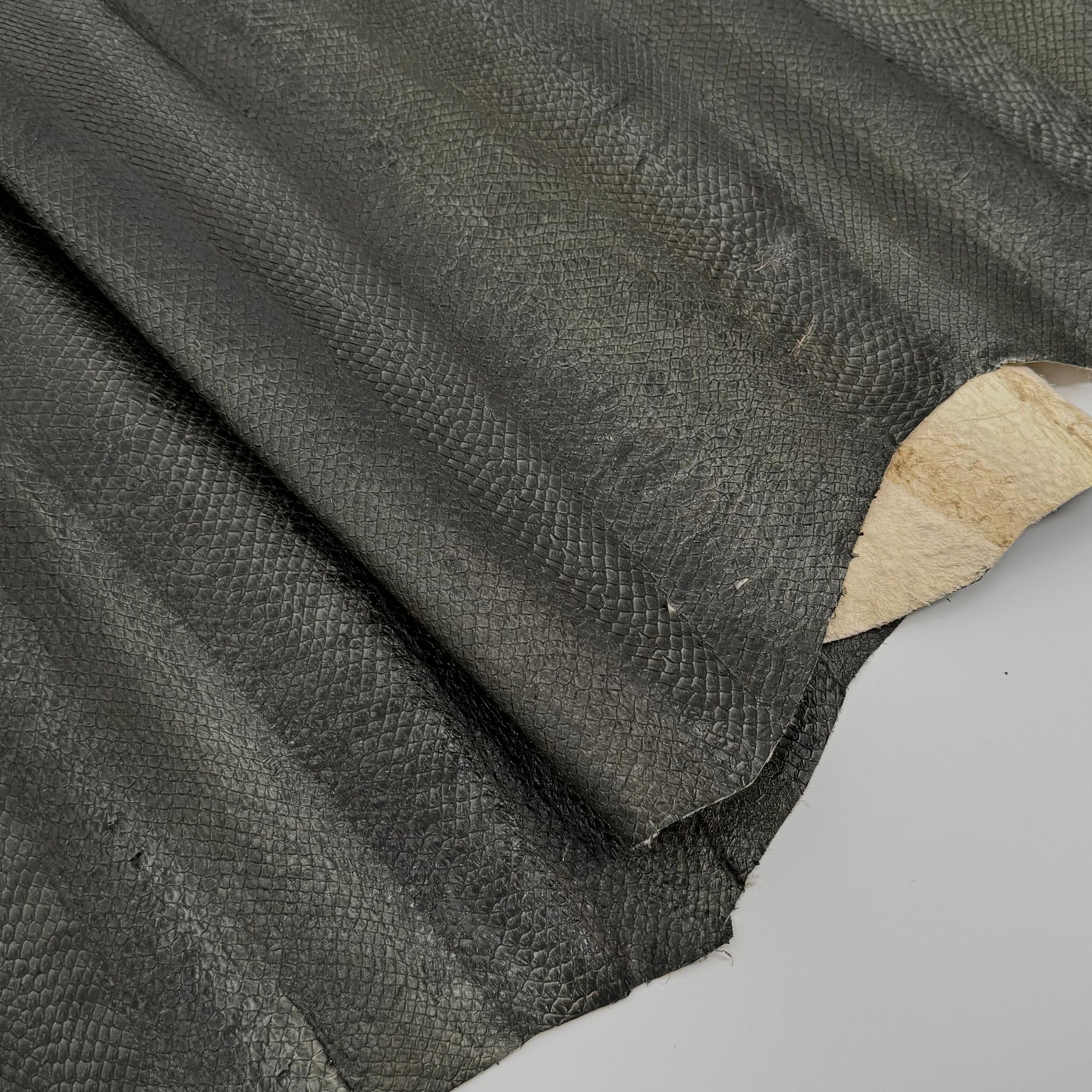 Forest Green Salmon Plate Leather