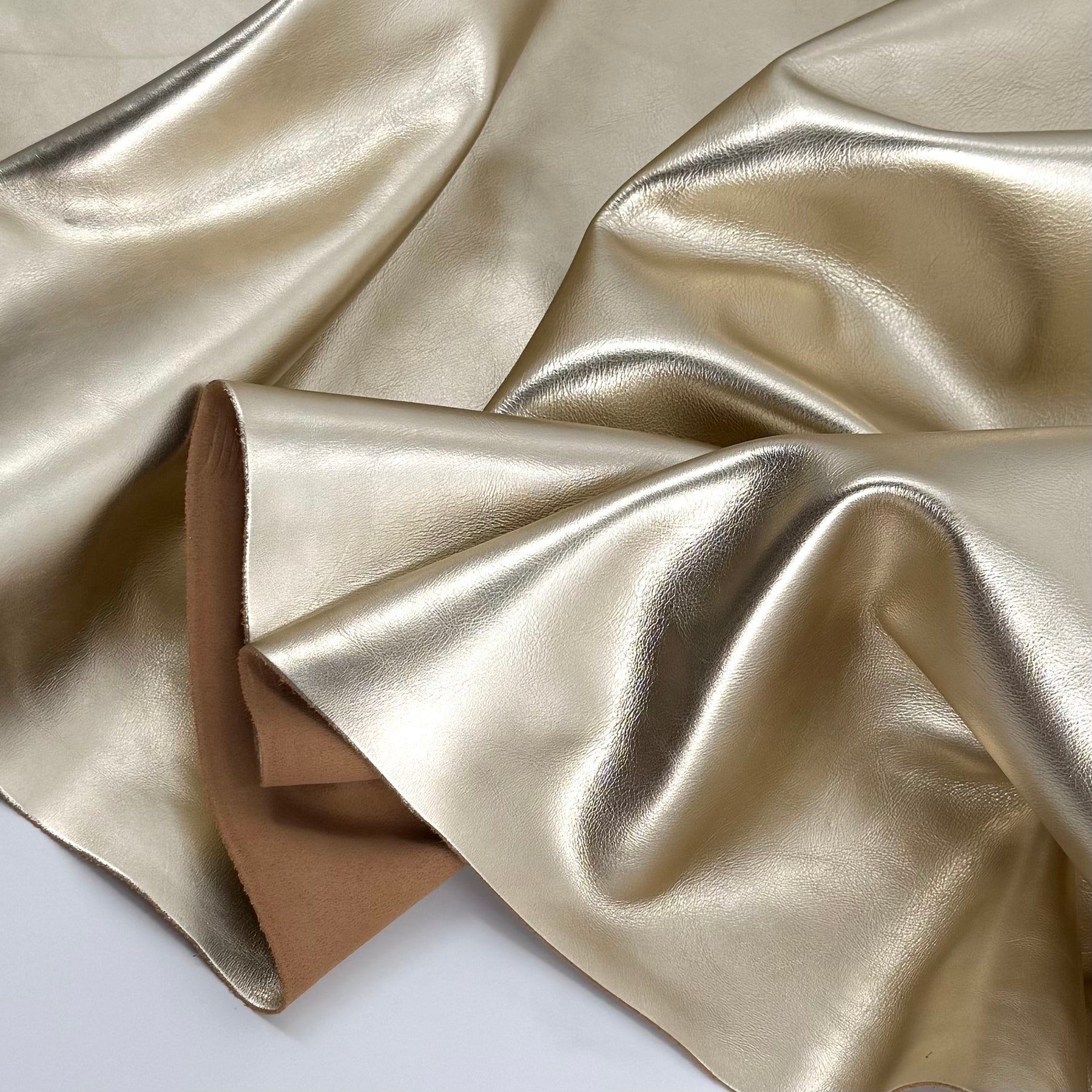 Lustor Soft Tempered Metallic Foil Cow