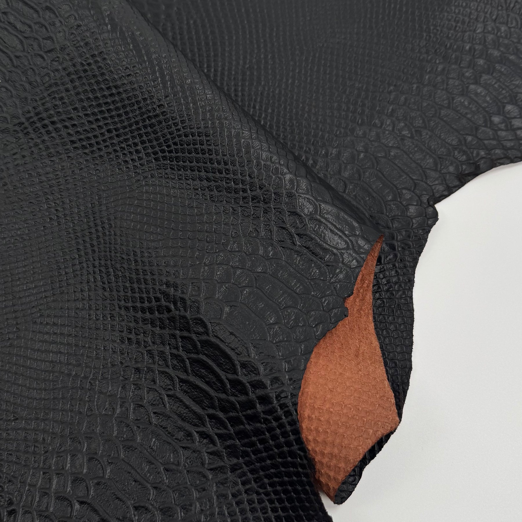 Acetone Rub-Off Python Embossed Lamb