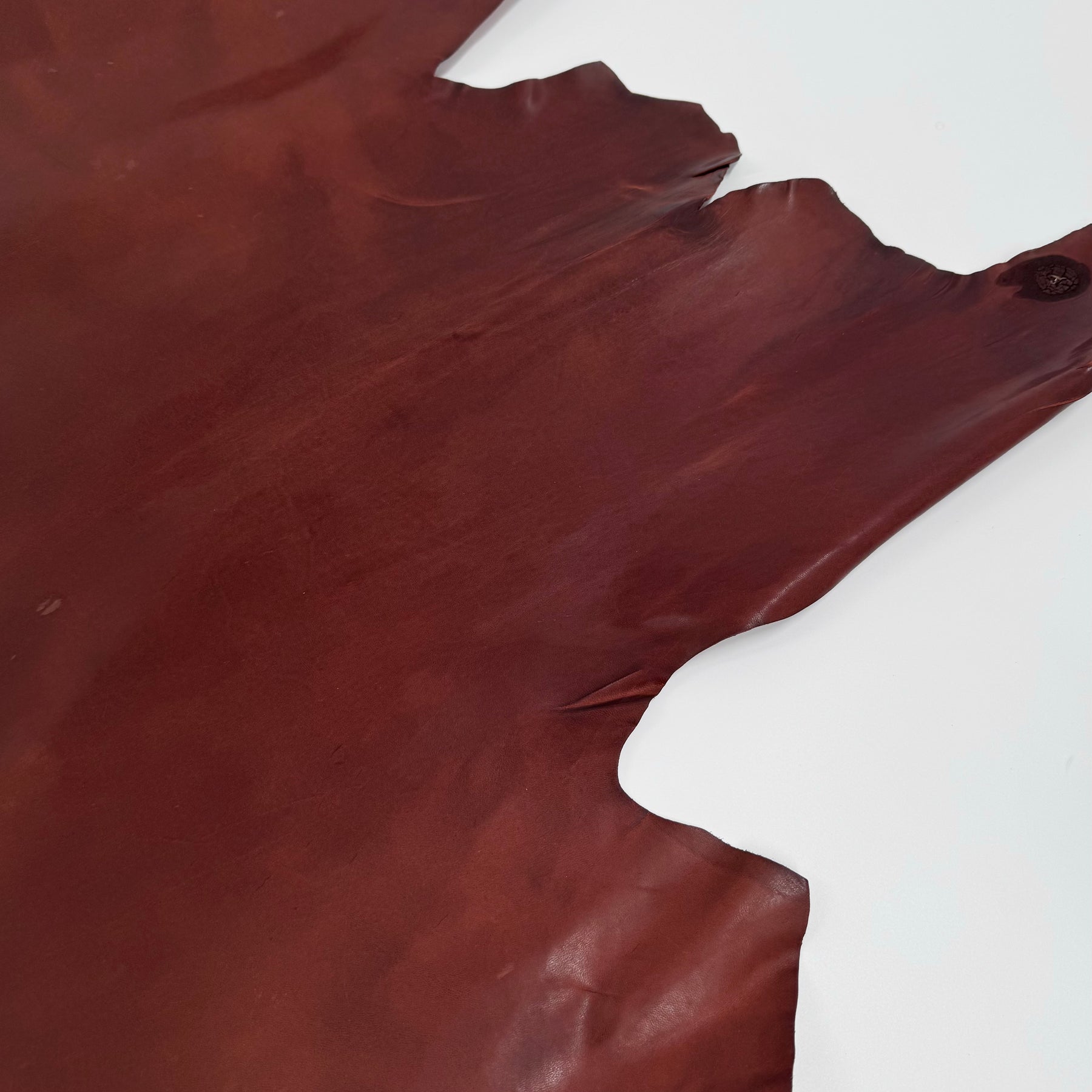 Italian Comanche Horse Pull-Up Leather